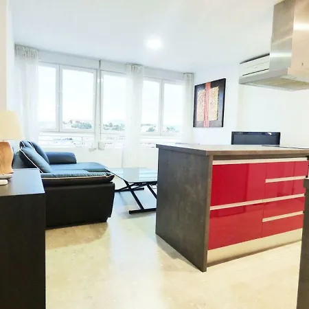 דירה City Center And Beach